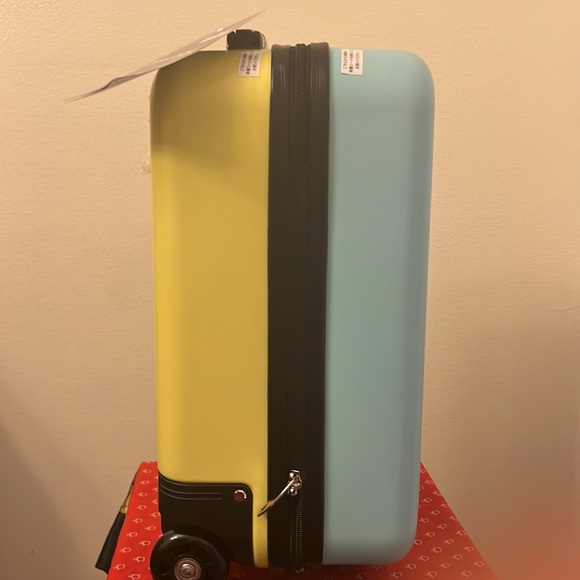 Sanrio Luggage - Picture 4 of 17